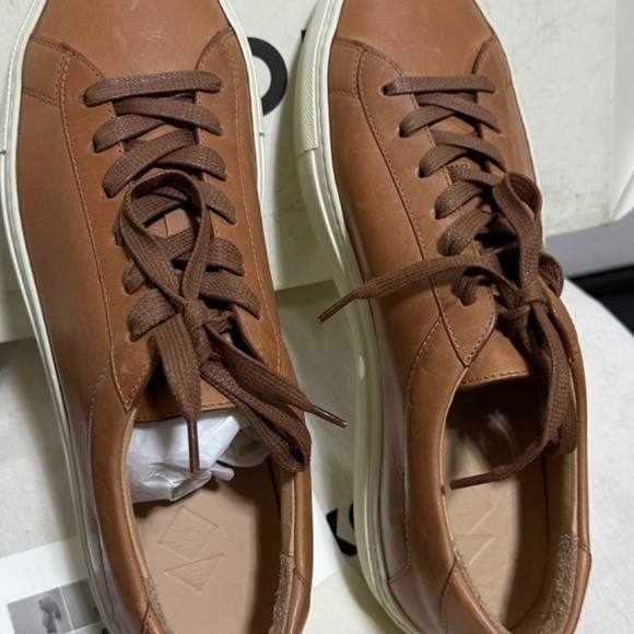 New in box Men’s Koio Italian leather brown sneaker/walking shoes Sz EU 40 US 7 - Picture 5 of 10